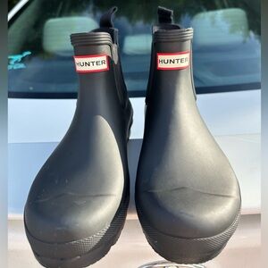 NWOT Hunter Chelsea Rainboots